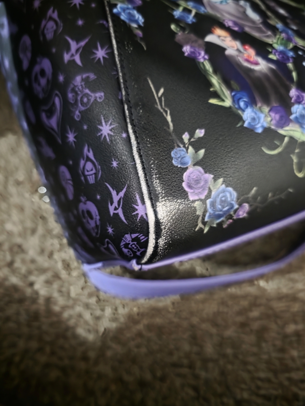 Euc Disney x Loungefly Purple Villain Leatherette Satchel - Scar Design - Picture 4 of 7